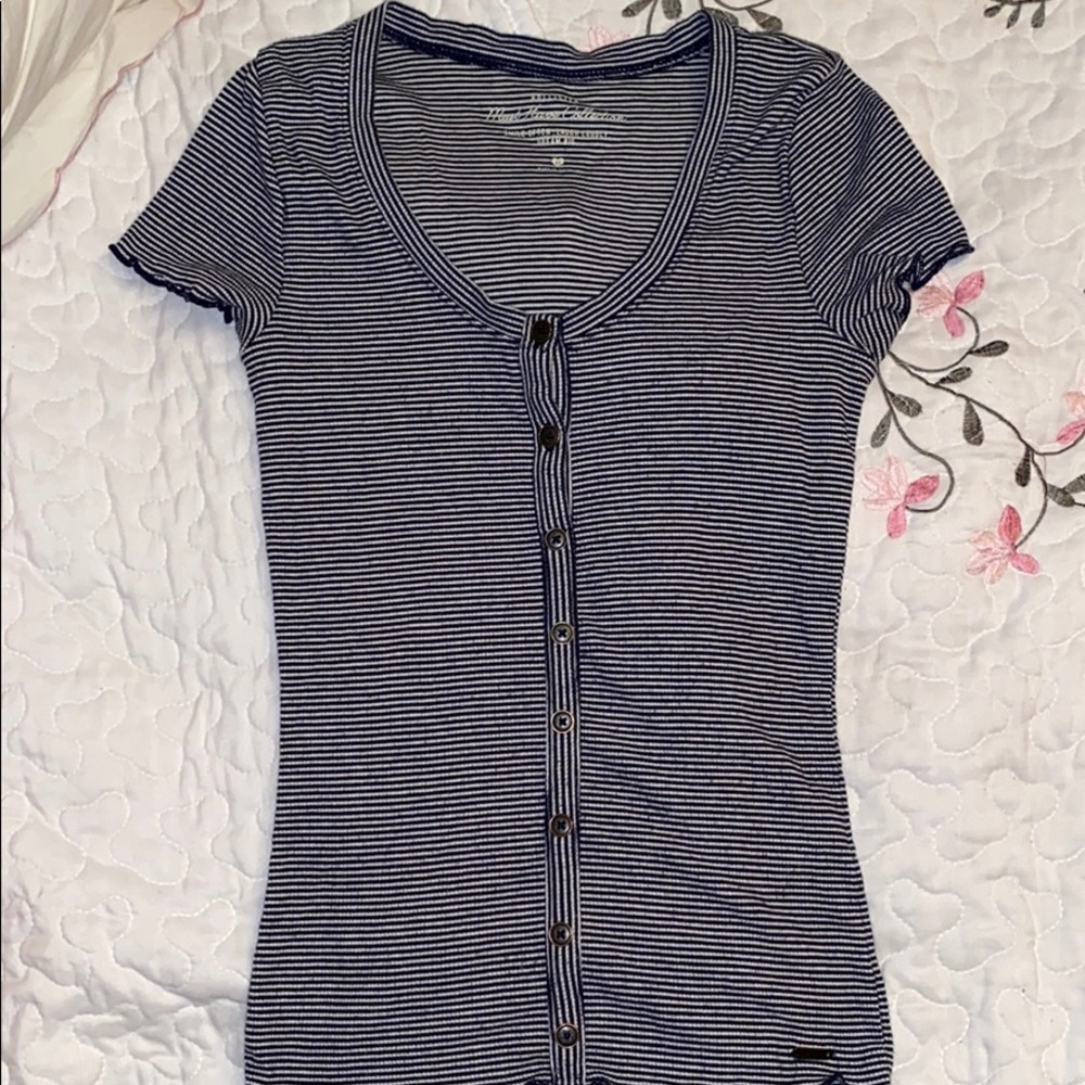💰2 for $20💰Striped blue and white Hollister top